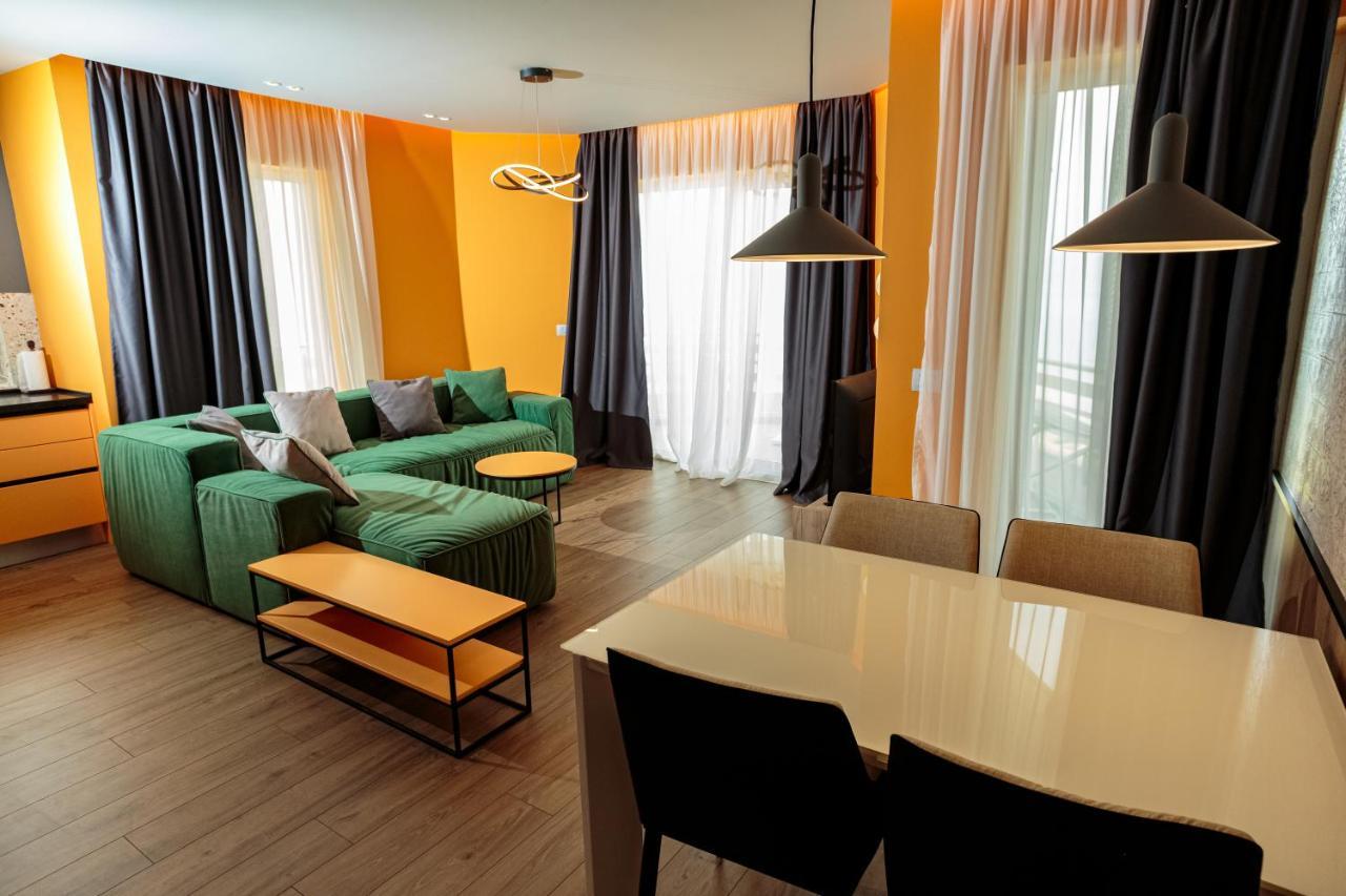 Visar Apartments Vlorë Buitenkant foto