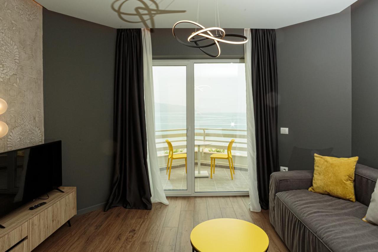 Visar Apartments Vlorë Buitenkant foto