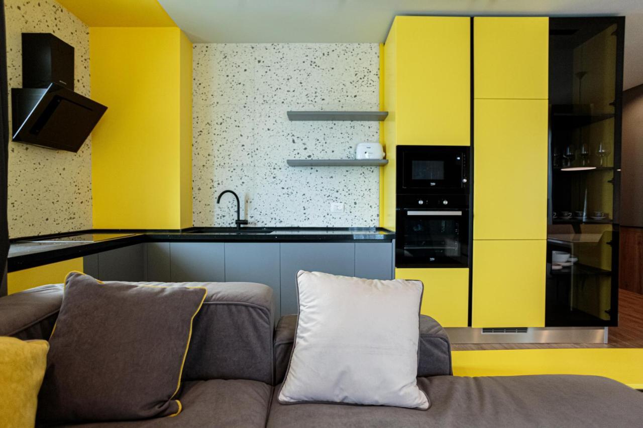 Visar Apartments Vlorë Buitenkant foto