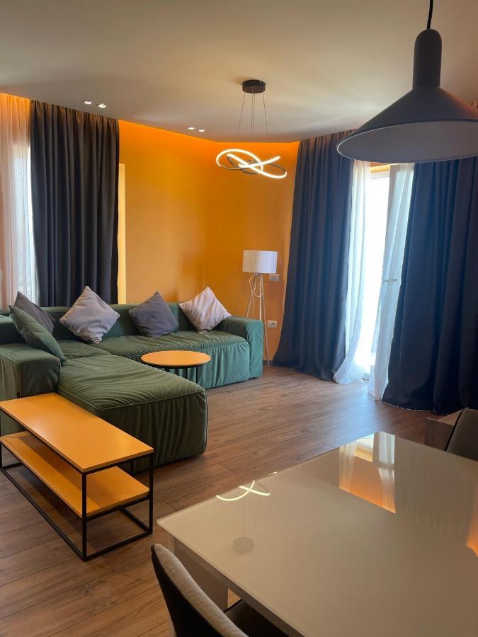 Visar Apartments Vlorë Buitenkant foto